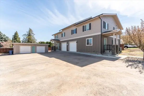 1327 Miller Street, Wenatchee, WA 98801