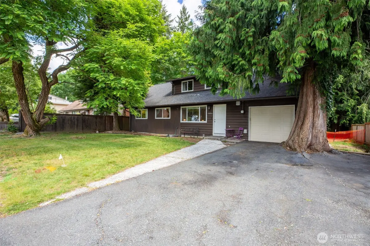 18816 89 Avenue Ne, Bothell, WA 98011 - #1