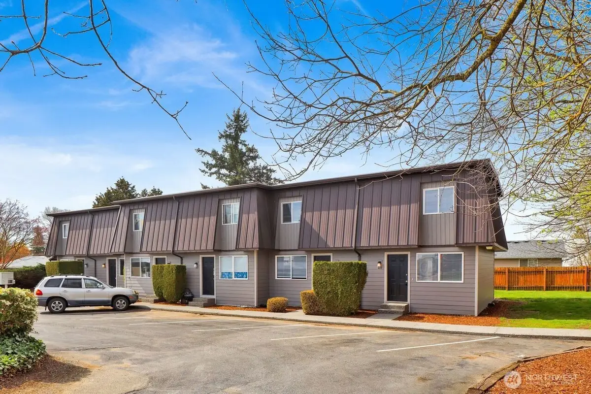 211 Maple Street, Lynden, WA 98264 - #1