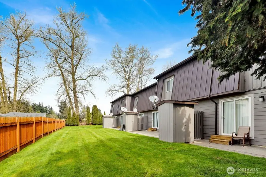 211 Maple Street, Lynden, WA 98264 - #3