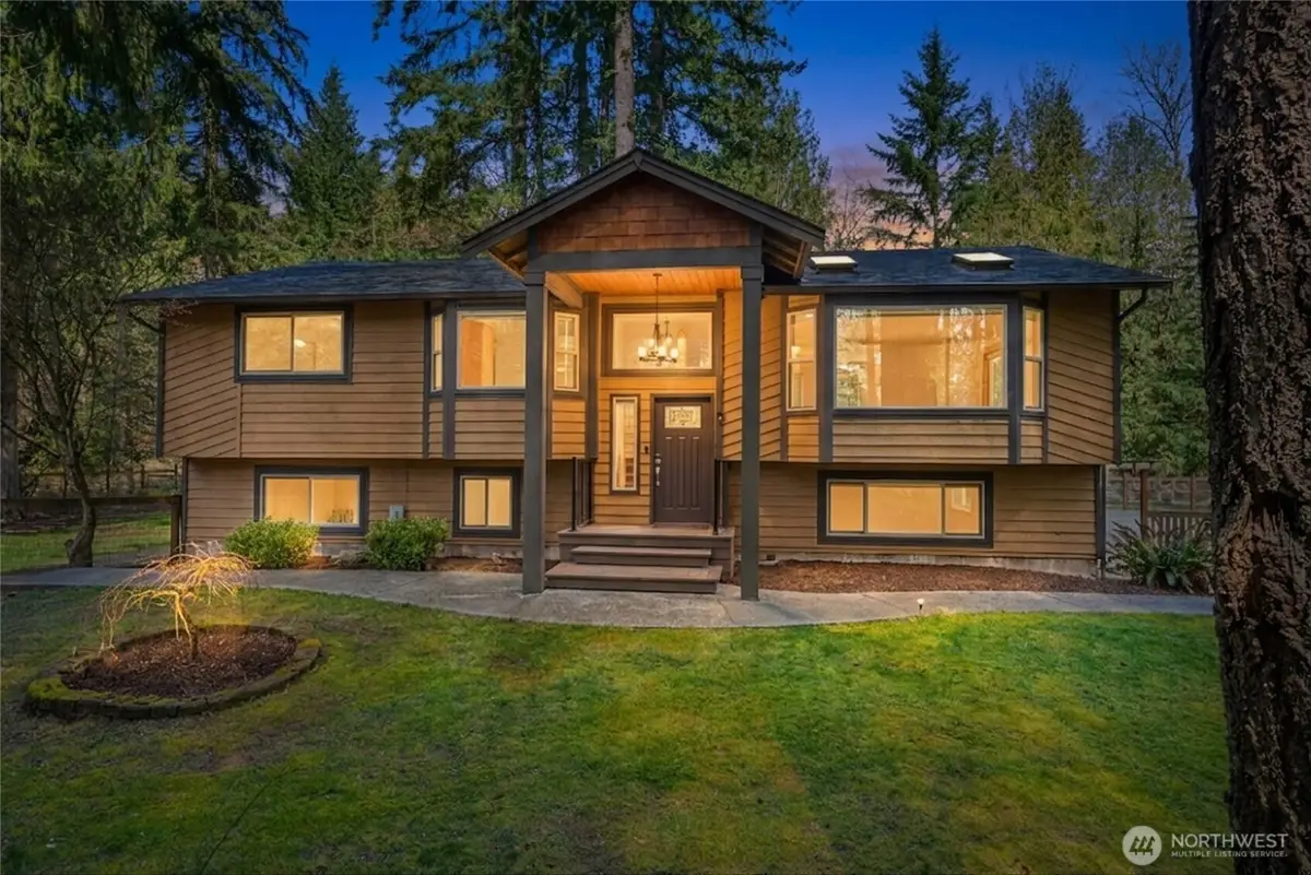 27422 SE 236th Street, Maple Valley, WA 98038 - #1
