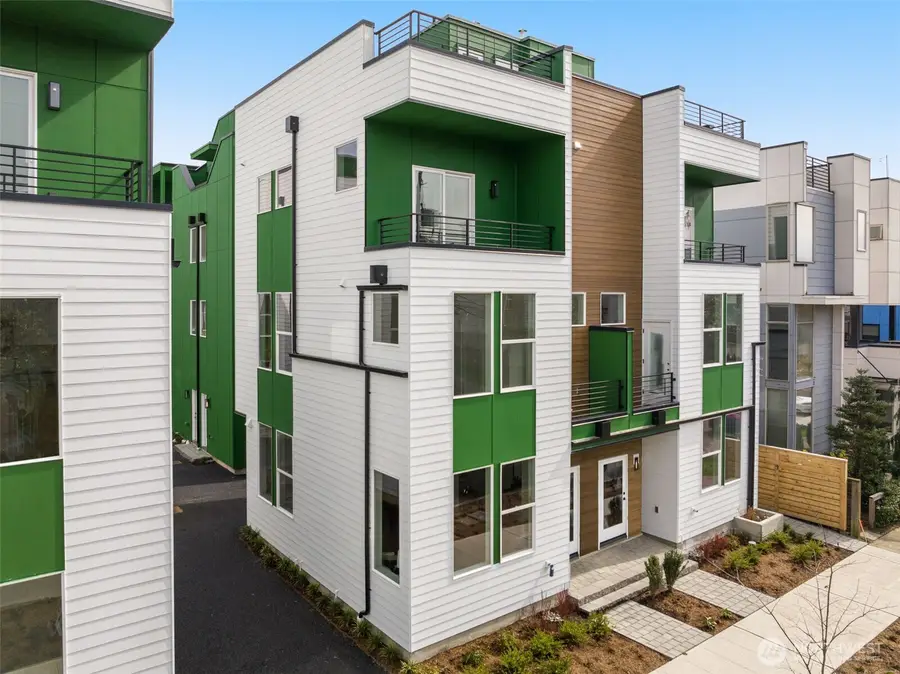 906 28th Avenue S, Seattle, WA 98144 - #2