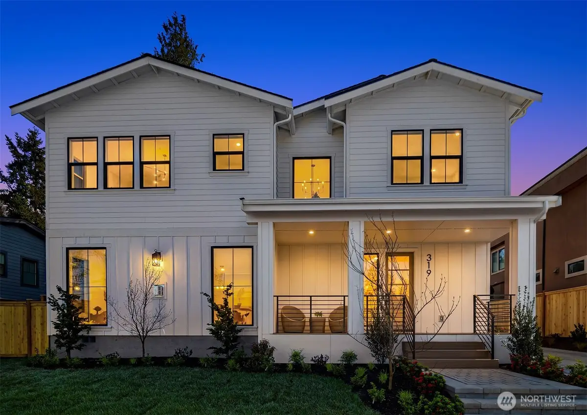 319 18th Avenue, Kirkland, WA 98033 - #1