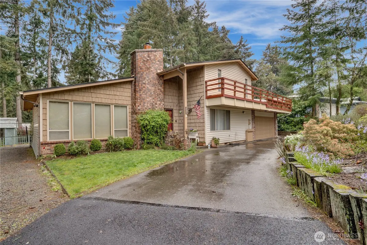 3910 82nd Avenue Ct W, University Place, WA 98466 - #1