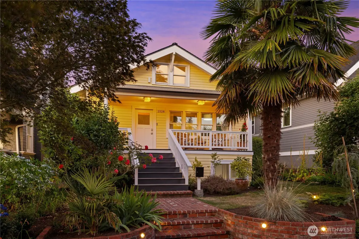 2528 1st Avenue W, Seattle, WA 98119 - #1