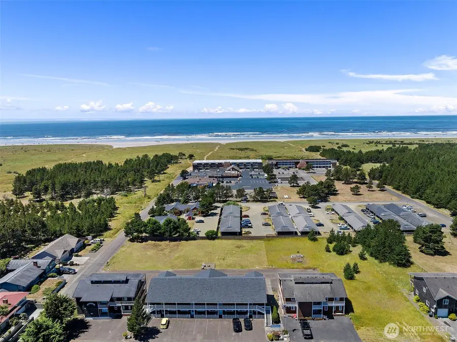 1411 Ager Drive #304, Long Beach, WA 98631 - #2