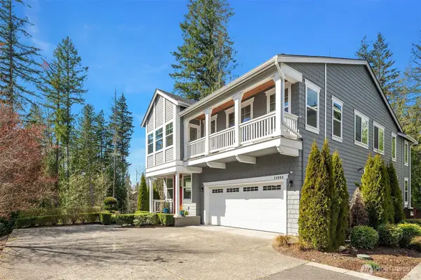 23908 NE 15th Way, Sammamish, WA 98074