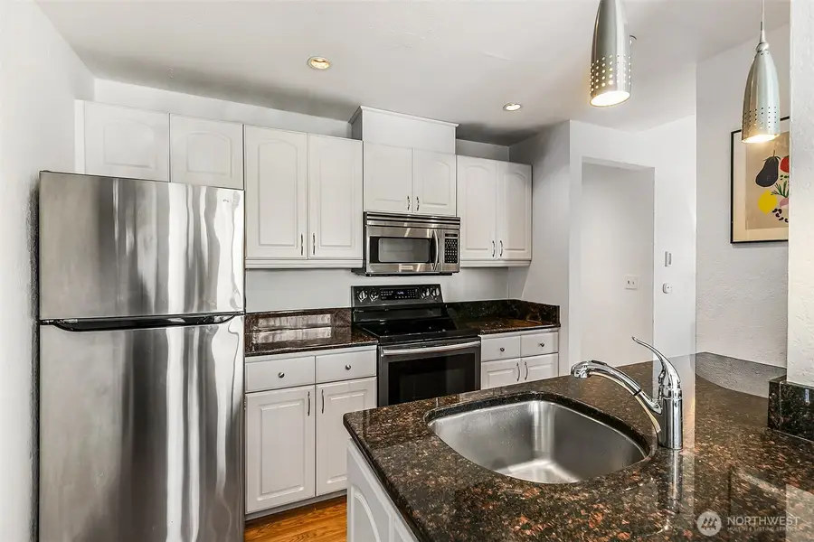 1965 12th Avenue W #401, Seattle, WA 98119 - #3