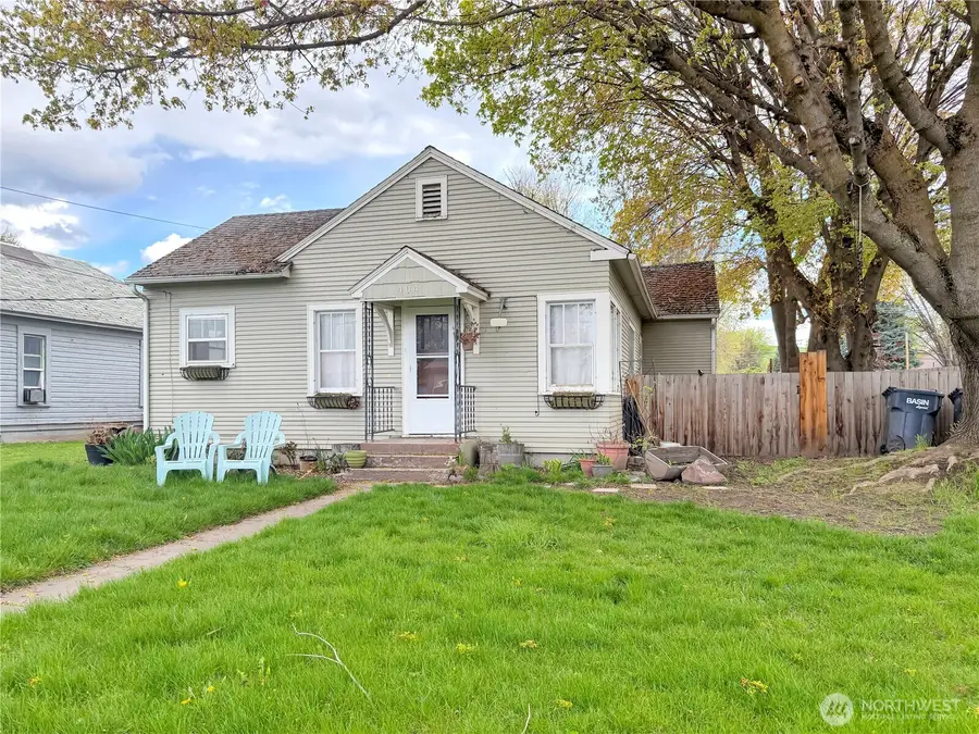 404 E Sixth, Waitsburg, WA 99361 - #2