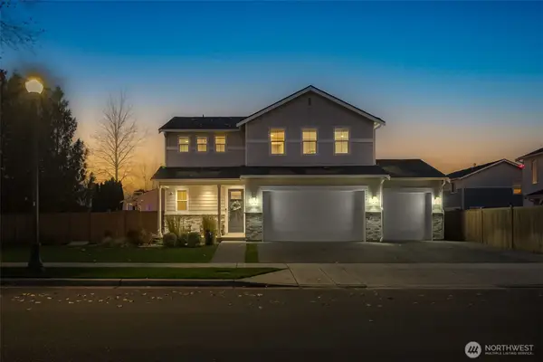 5664 157th Avenue Ct E, Sumner, WA 98390