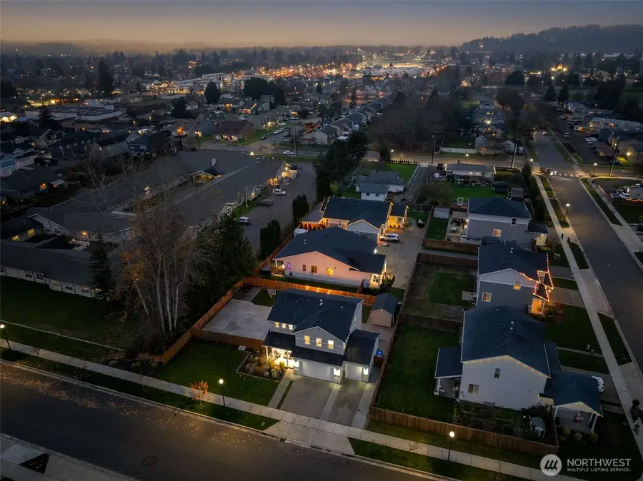 5664 157th Avenue Ct E, Sumner, WA 98390 - #3