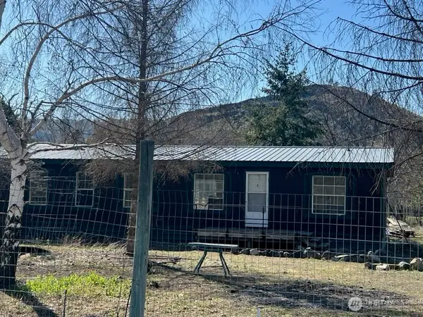 139 Valley Rd., Brewster, WA 98812