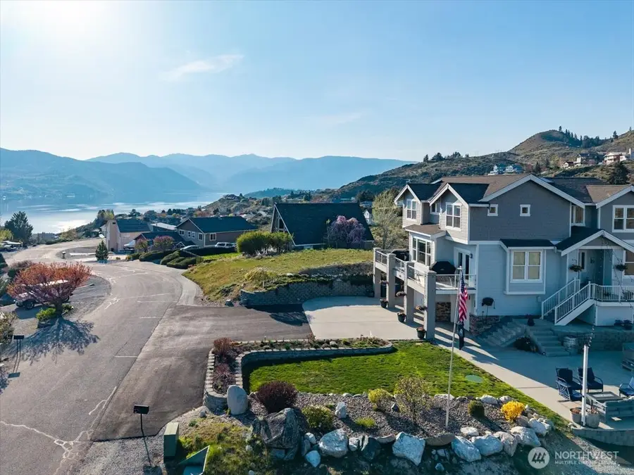 200 Crescent Street, Chelan, WA 98816 - #2