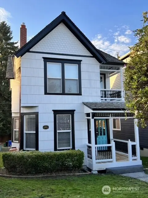 1921 44 Avenue Sw, Seattle, WA 98116 - #1