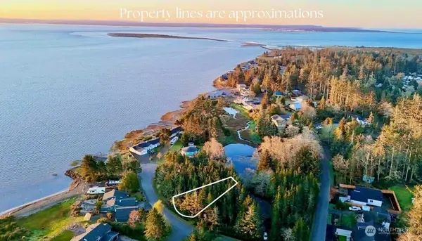 733 Peninsula Court #59, Ocean Shores, WA 98569