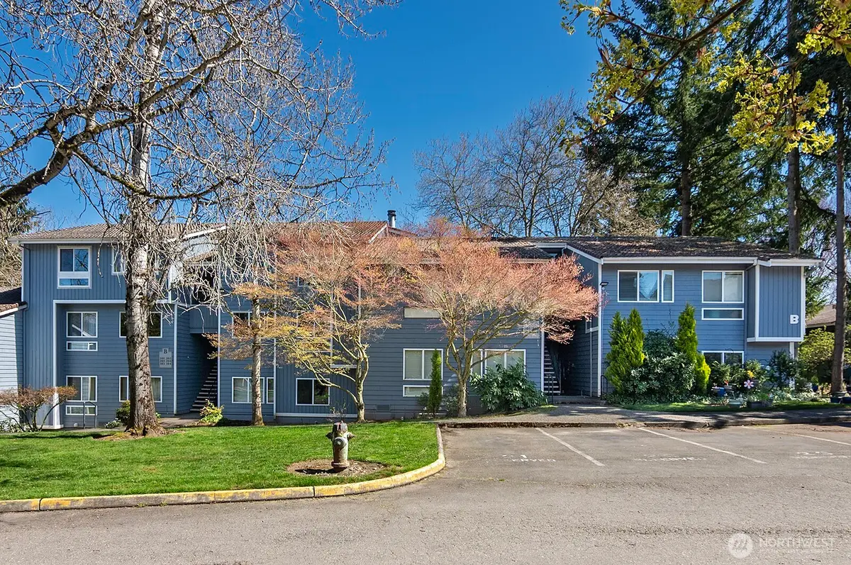 4120 212th Street Sw #B301, Mountlake Terrace, WA 98043 - #1