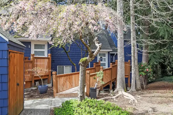 9165 45th Avenue Sw #6, Seattle, WA 98136