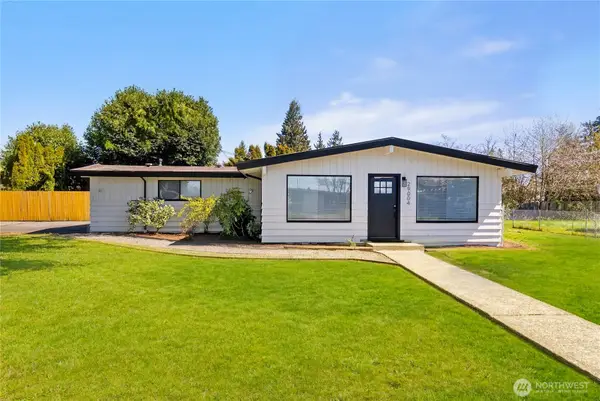 29004 18th Avenue S, Federal Way, WA 98003