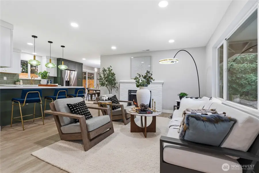 9808 S 252nd St, Kent, WA 98030 - #3