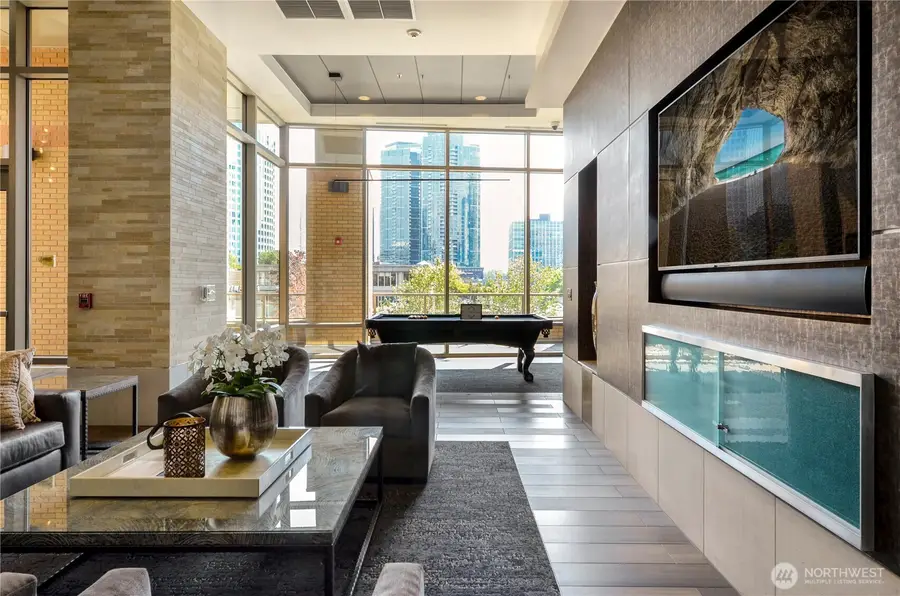 10610 NE 9th Place #1000, Bellevue, WA 98004 - #2