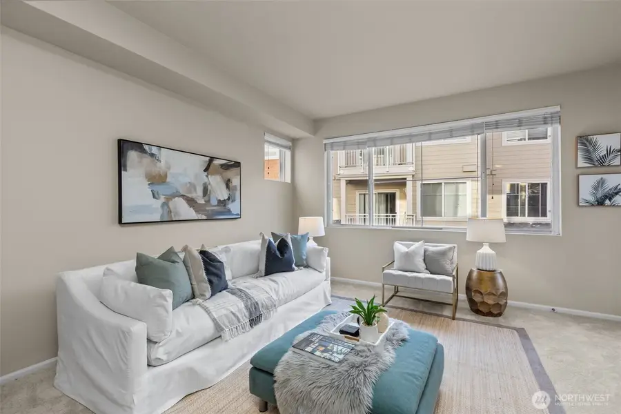 560 225th Lane Ne #B202, Sammamish, WA 98074 - #2