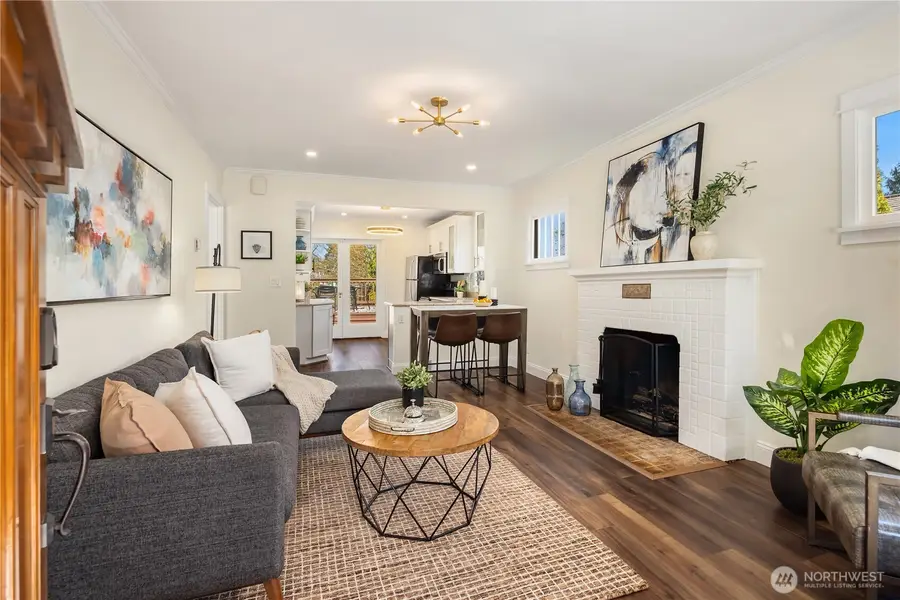 324 NE 54th Street, Seattle, WA 98105 - #3