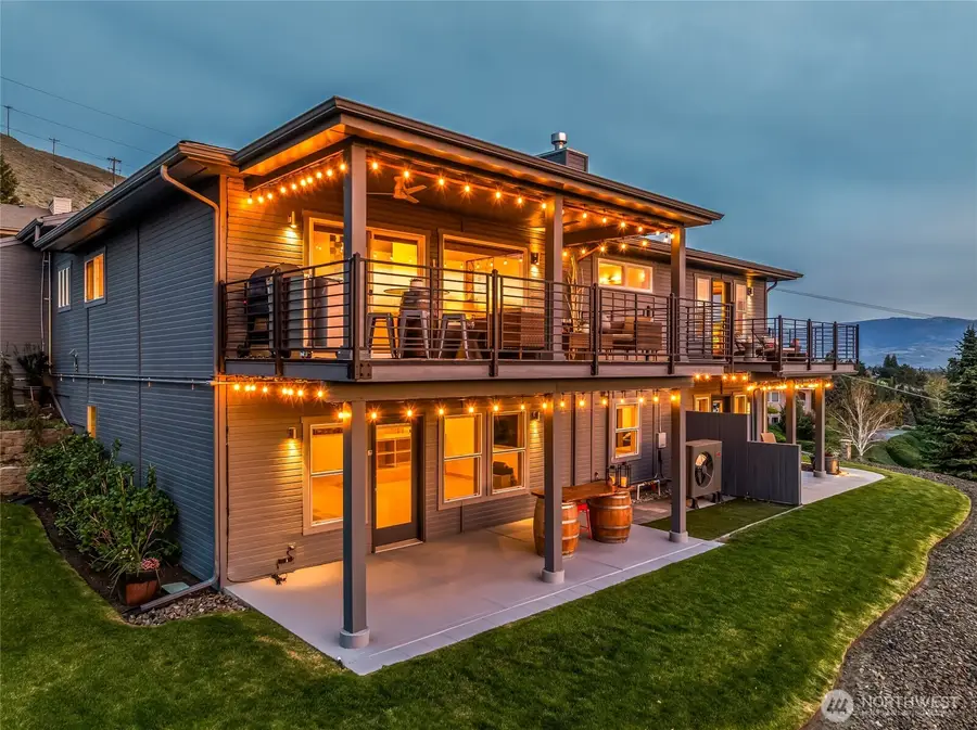 521 23rd Street Ne, East Wenatchee, WA 98802 - #3