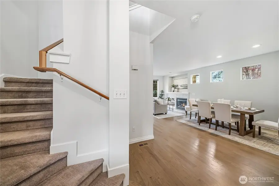 205 Newport Way Nw #J1, Issaquah, WA 98027 - #3