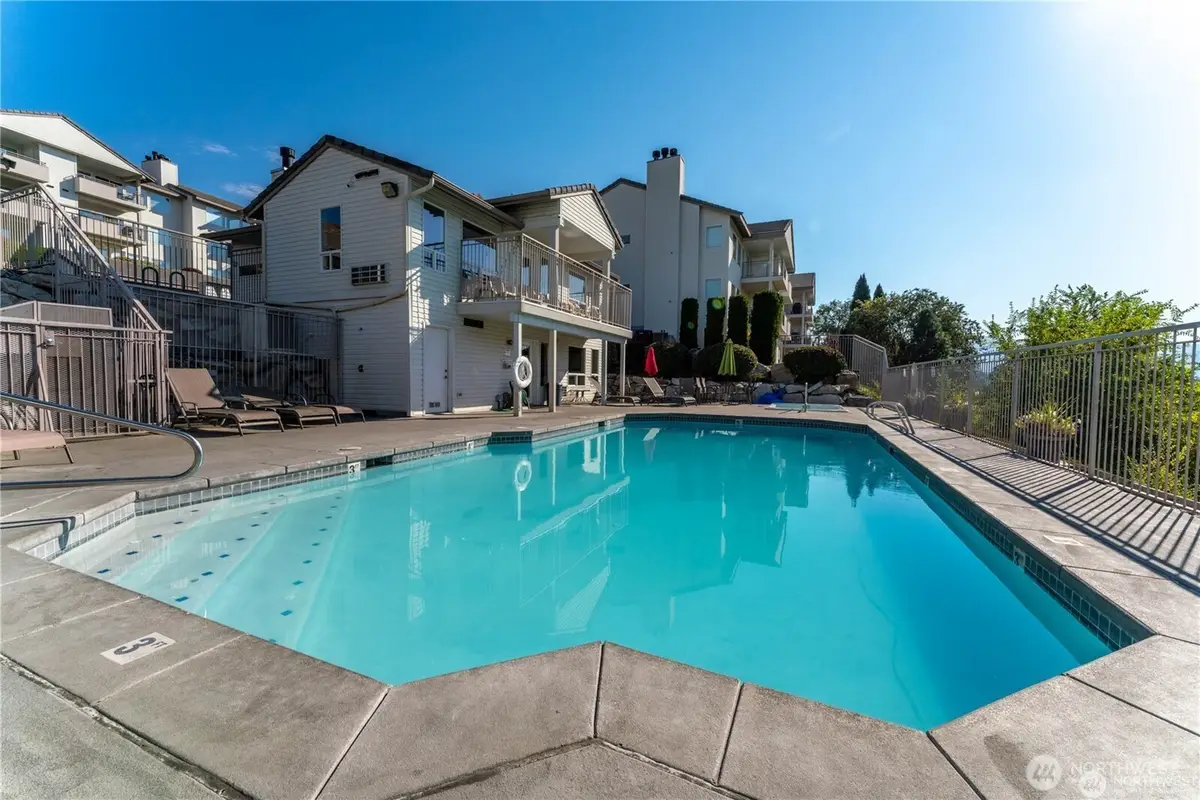 808 West Manson Highway #D201, Chelan, WA 98816 - #1