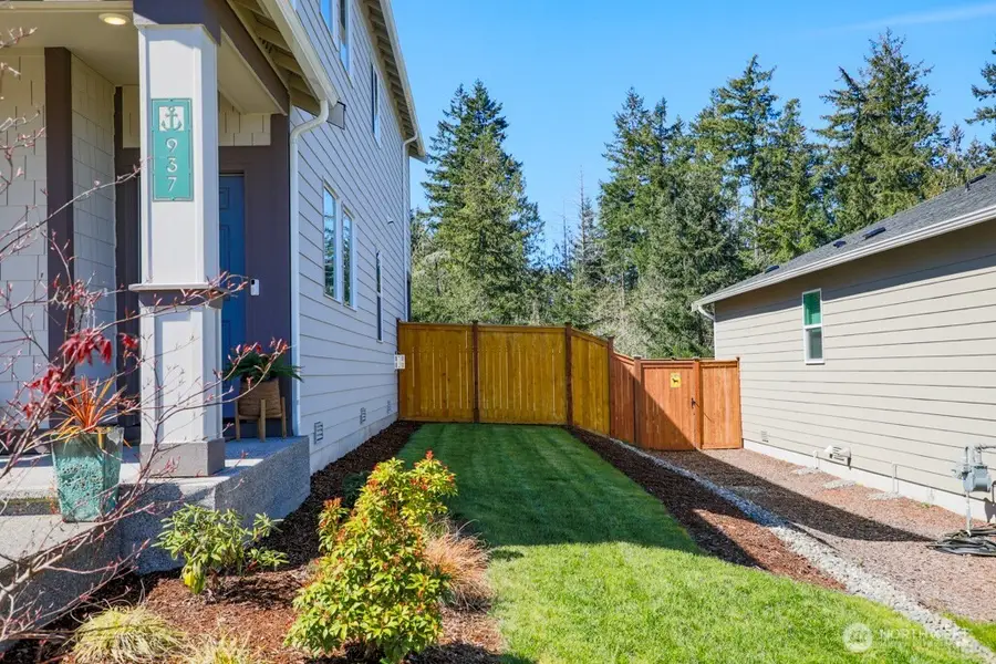 937 Panoramic Loop, Bremerton, WA 98312 - #3