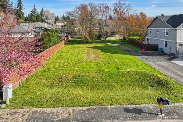 404 NW 114th Street #1, Vancouver, WA 98685