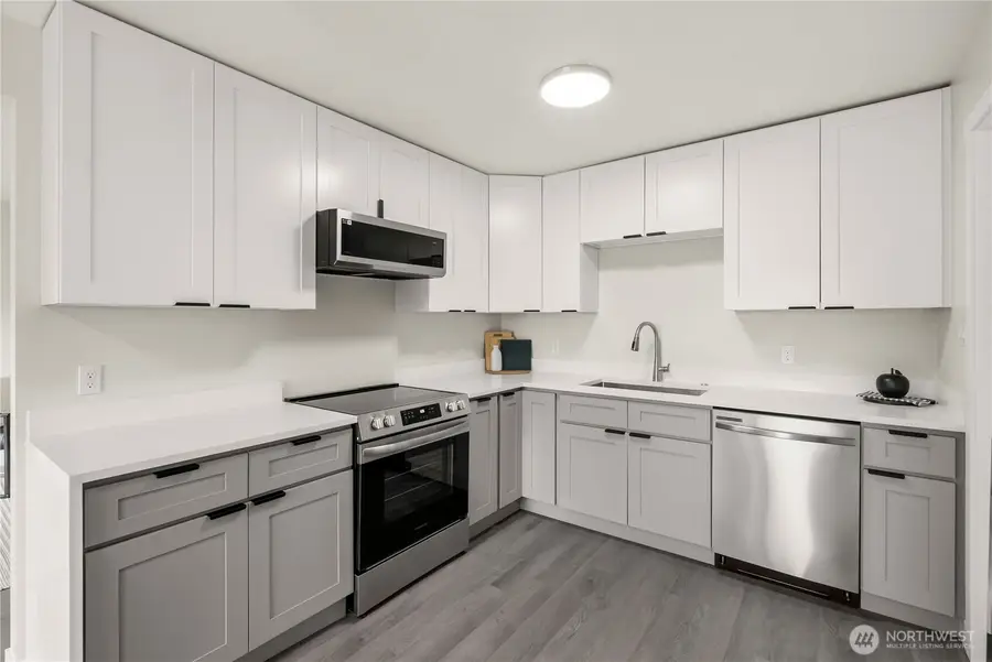 5221 S I, Tacoma, WA 98408 - #3