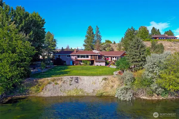 725 Okoma Drive, Omak, WA 98841