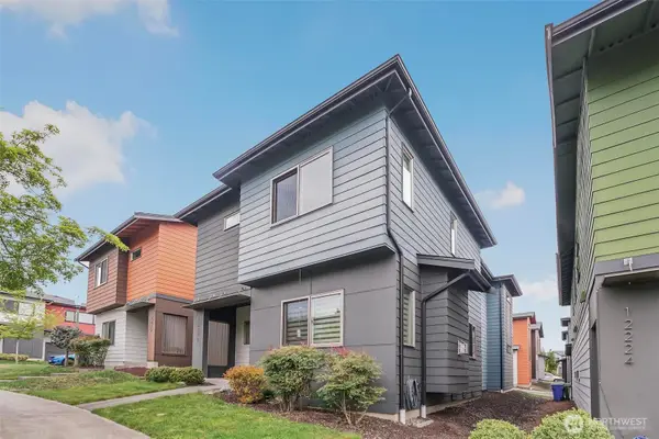 12220 SE 251st Place, Kent, WA 98030