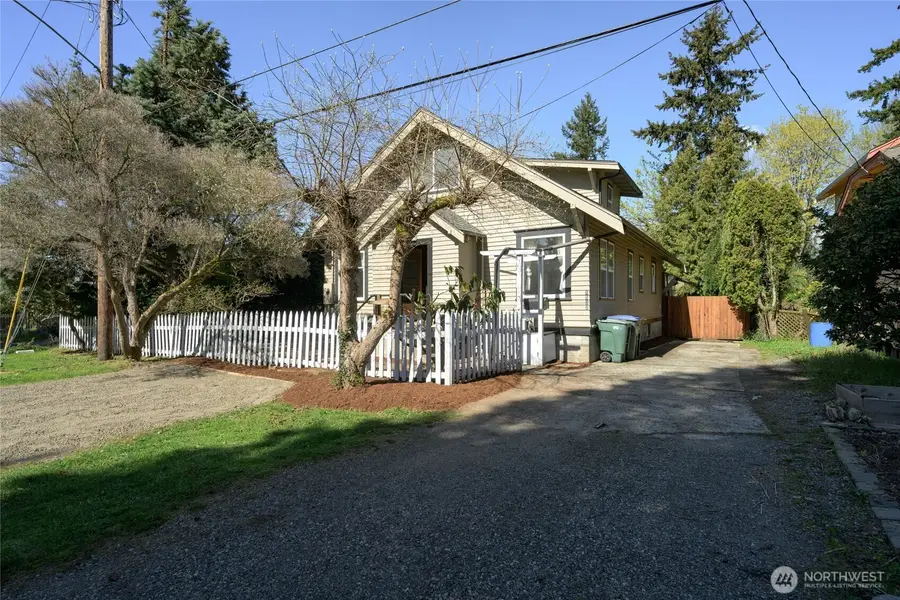1502 E Maplewood Avenue, Bellingham, WA 98225 - #2