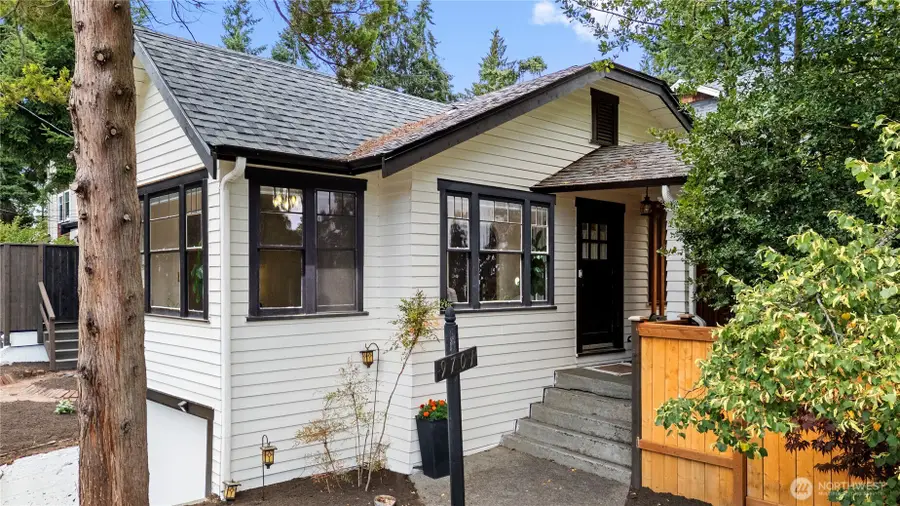 9701 Roosevelt Way Ne, Seattle, WA 98115 - #2