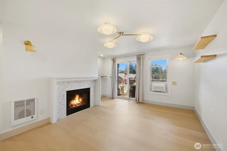 13209 Newcastle Way #C301, Newcastle, WA 98059 - #3