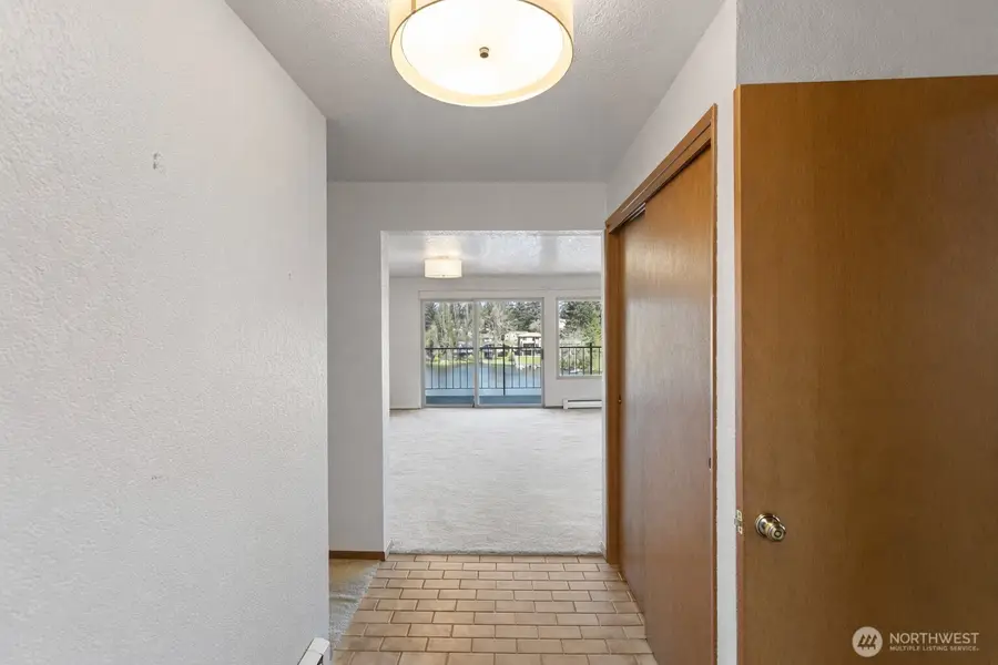 322 N 134th St #406, Seattle, WA 98133 - #3