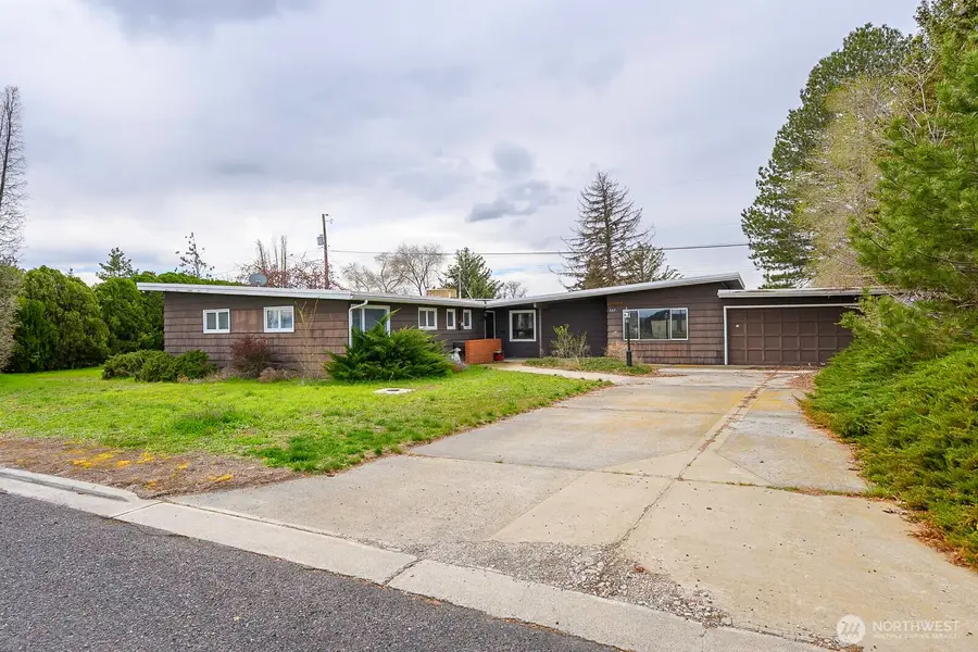 537 Fairchild Loop, Moses Lake, WA 98837 - #2