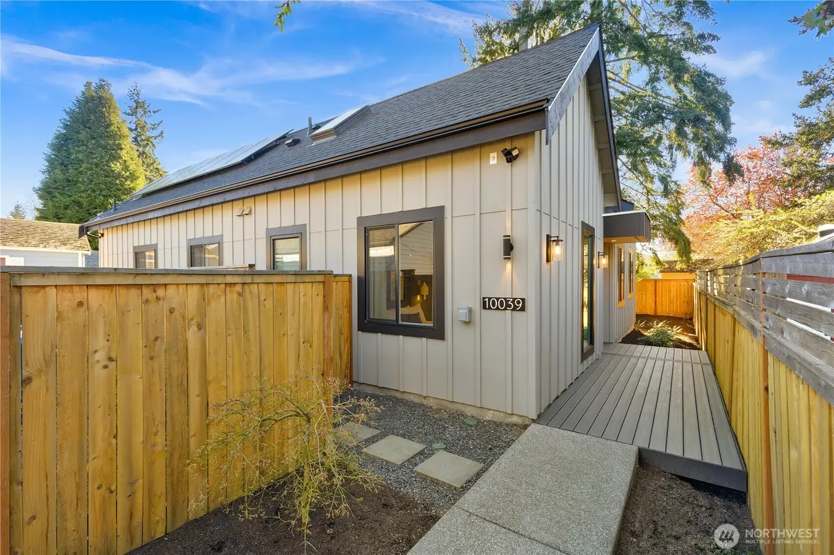 10039 13th Avenue Nw, Seattle, WA 98177 - #1