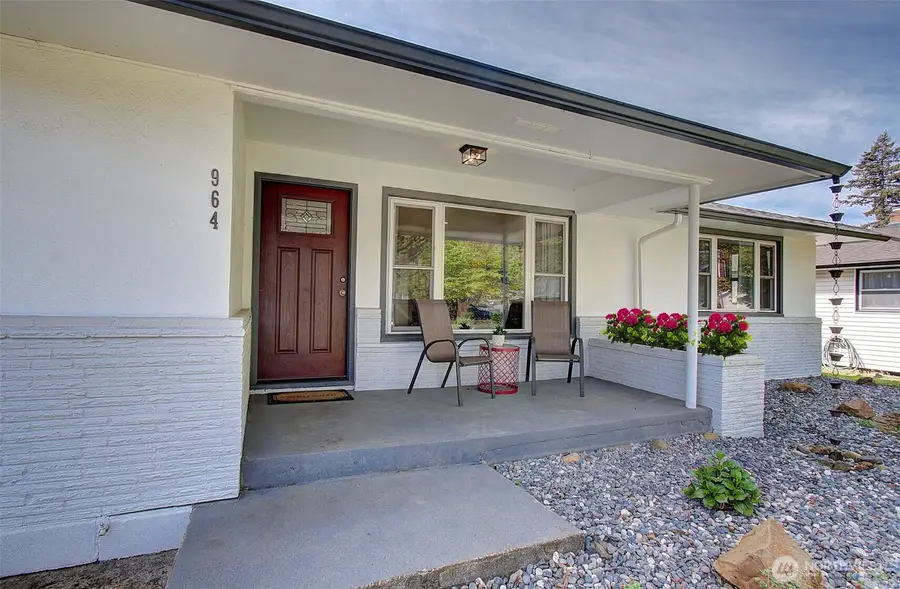 964 G Street, Washougal, WA 98671 - #2