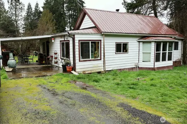 306 Minkler Rd, Winlock, WA 98596