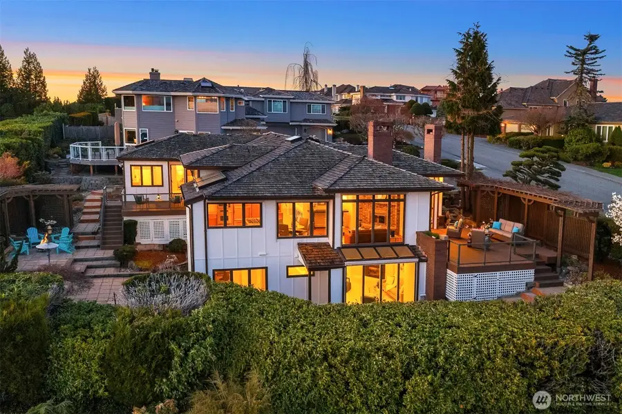 5425 156th Avenue Se, Bellevue, WA 98006 - #2