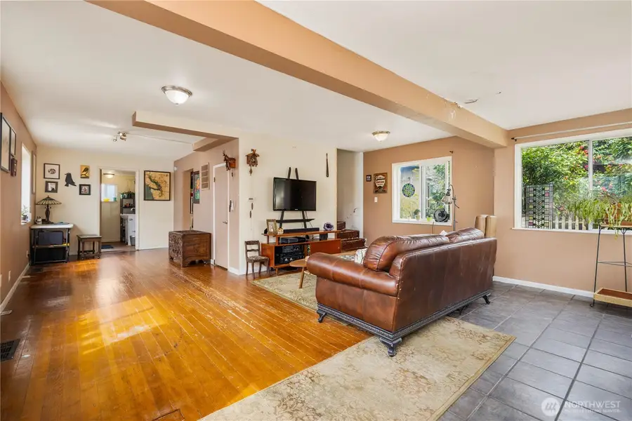1628 Oakes Ave, Everett, WA 98201 - #3