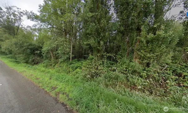 425 Skylark Drive, Bremerton, WA 98312