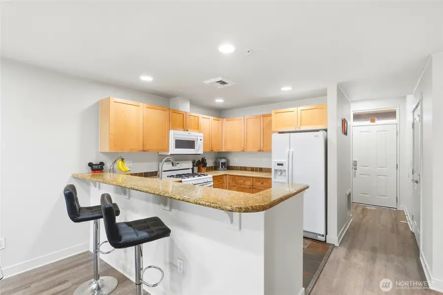 1000 Cabin Creek Lane Sw #B106, Issaquah, WA 98027 - #3