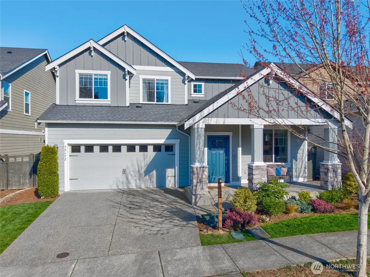 32692 Ash Avenue Se, Black Diamond, WA 98010 - #1