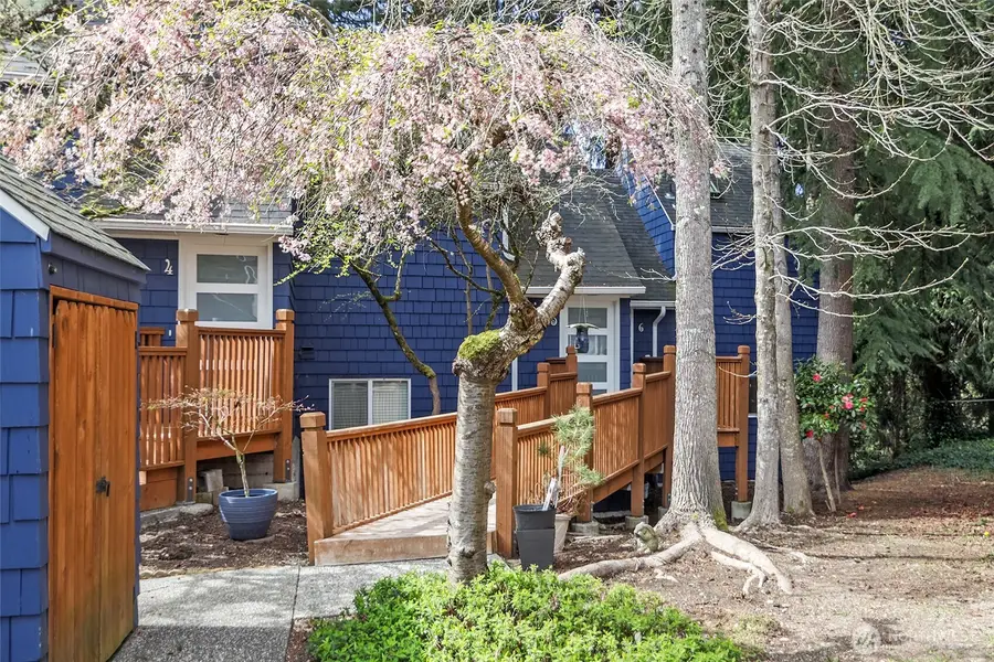 9165 45th Avenue Sw #6, Seattle, WA 98136 - #2