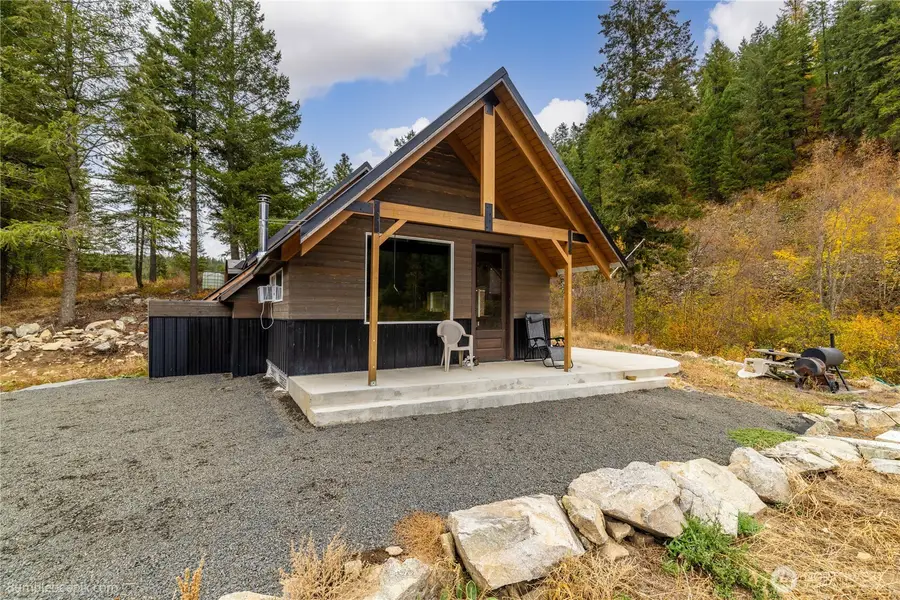 8 Camden Road, Elk, WA 99009 - #2