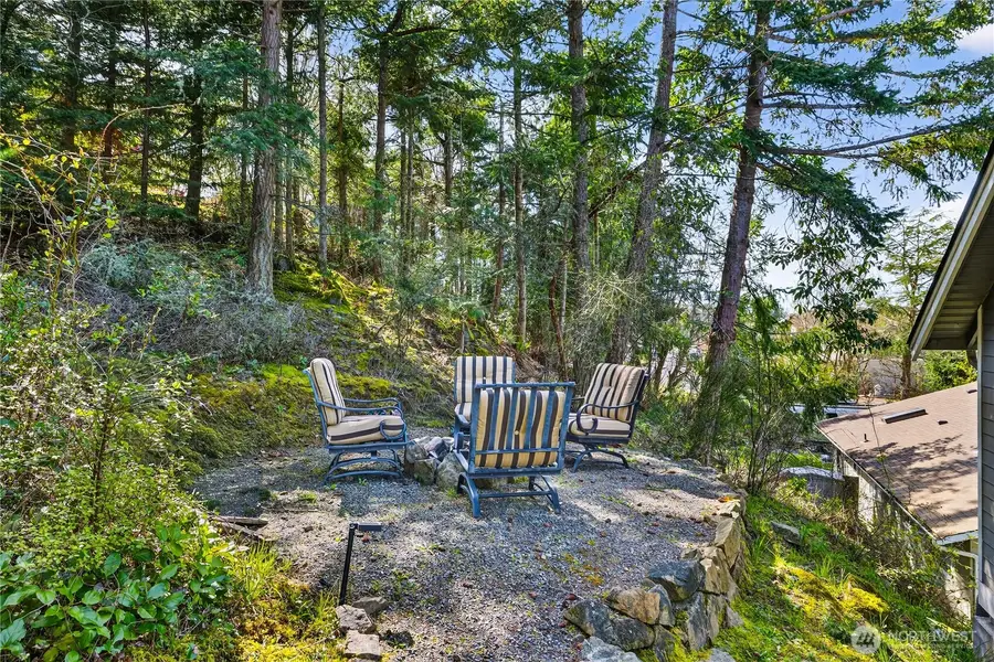 3515 W 7th Place, Anacortes, WA 98221 - #3